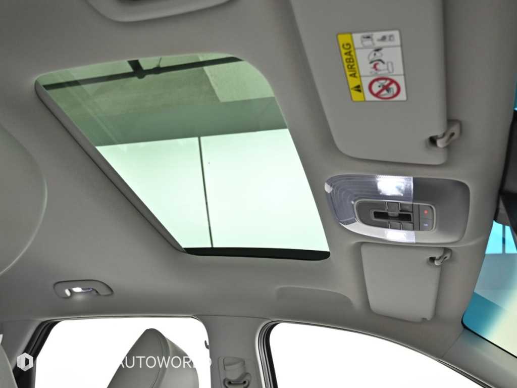 Hyundai Nexo — photo 18