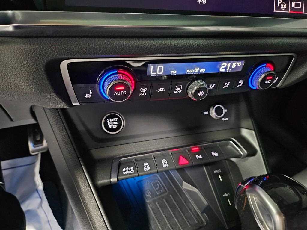 Audi Q3 — photo 10