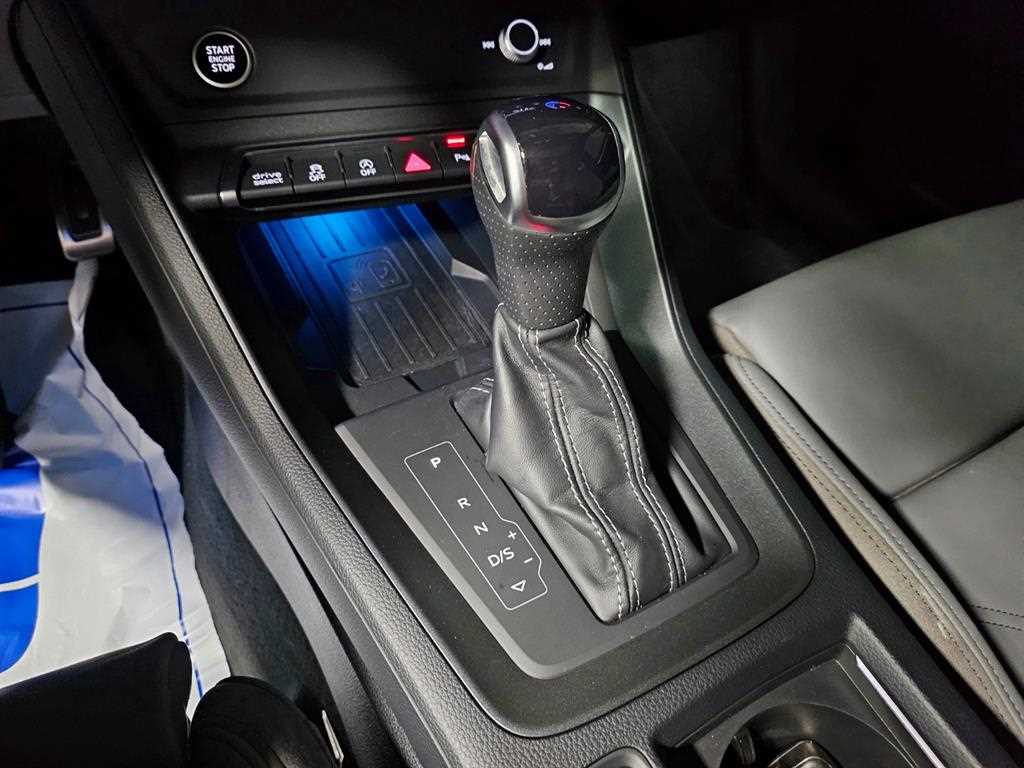 Audi Q3 — photo 11