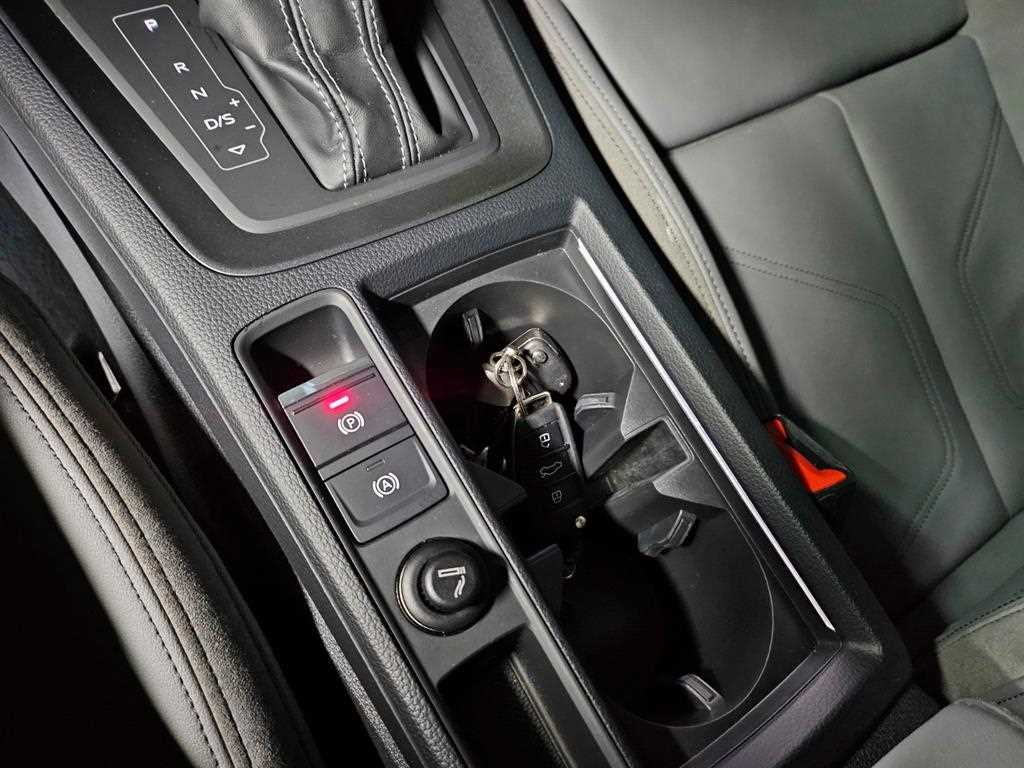 Audi Q3 — photo 12