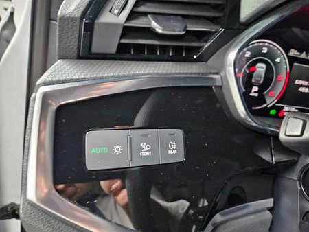 Audi Q3 — photo 14