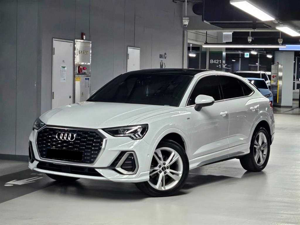 Audi Q3 — photo 19