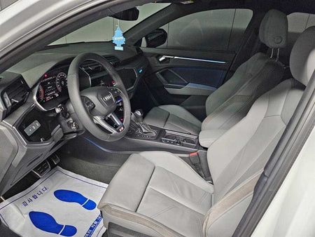 Audi Q3 — photo 20