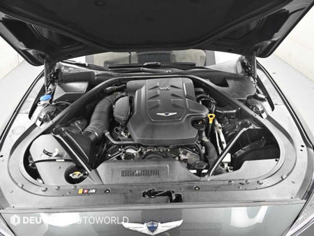 Genesis G80 — photo 08