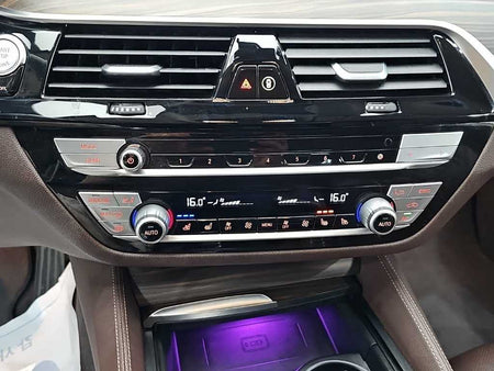 BMW 5-Series — photo 10