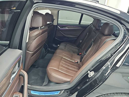 BMW 5-Series — photo 12
