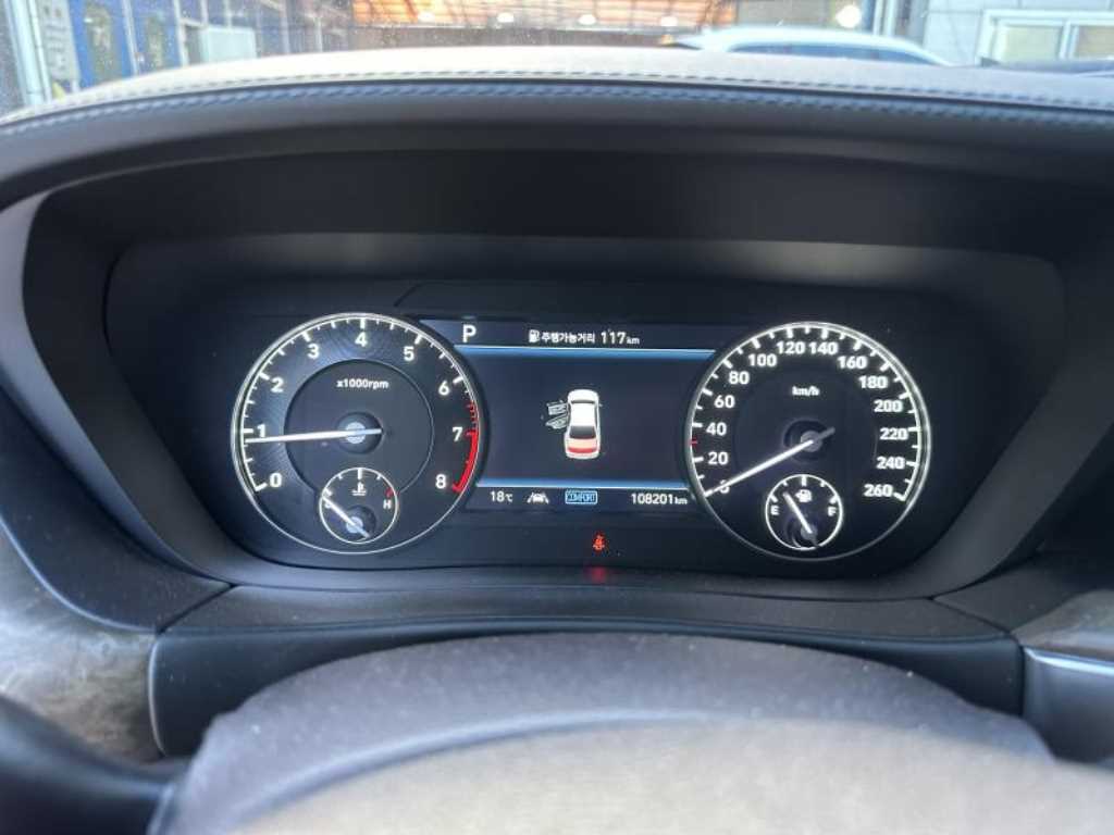 Genesis G90 — photo 06