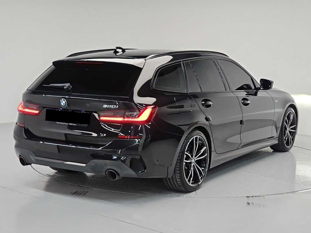 BMW 3-Series — photo 04