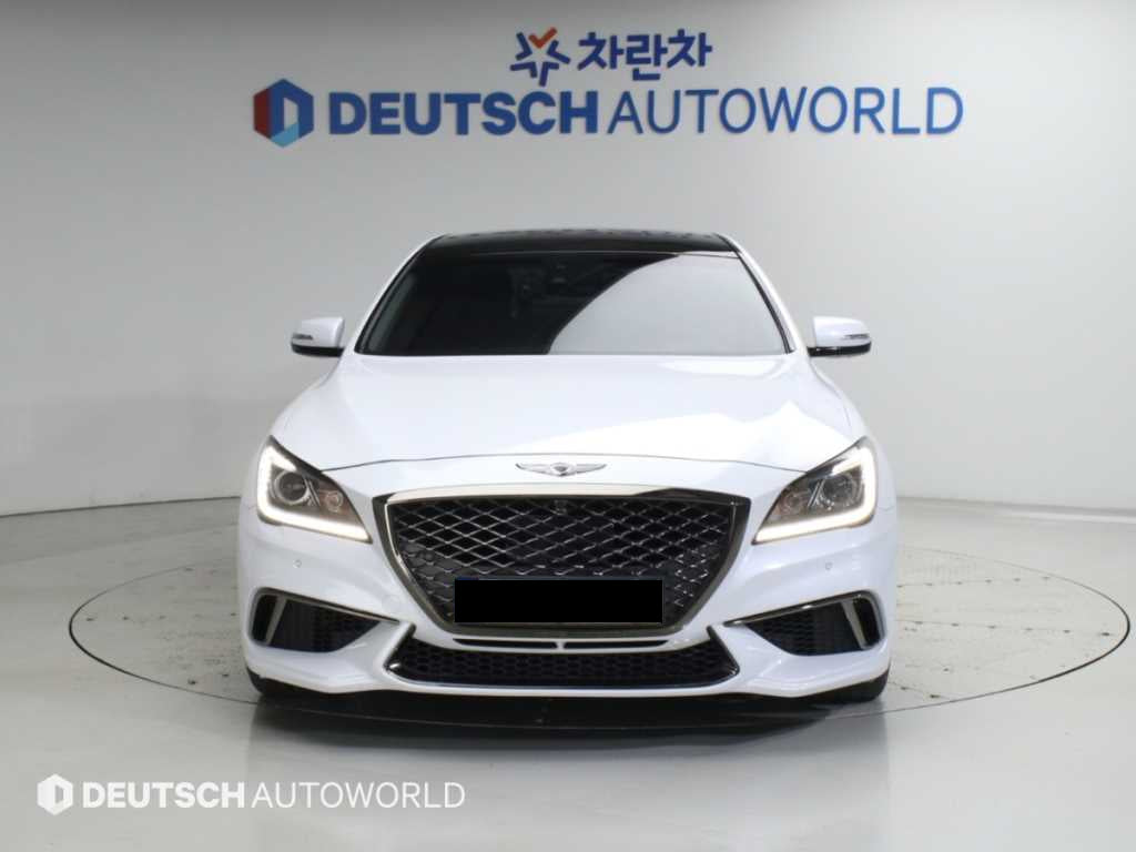 Hyundai Genesis — photo 03
