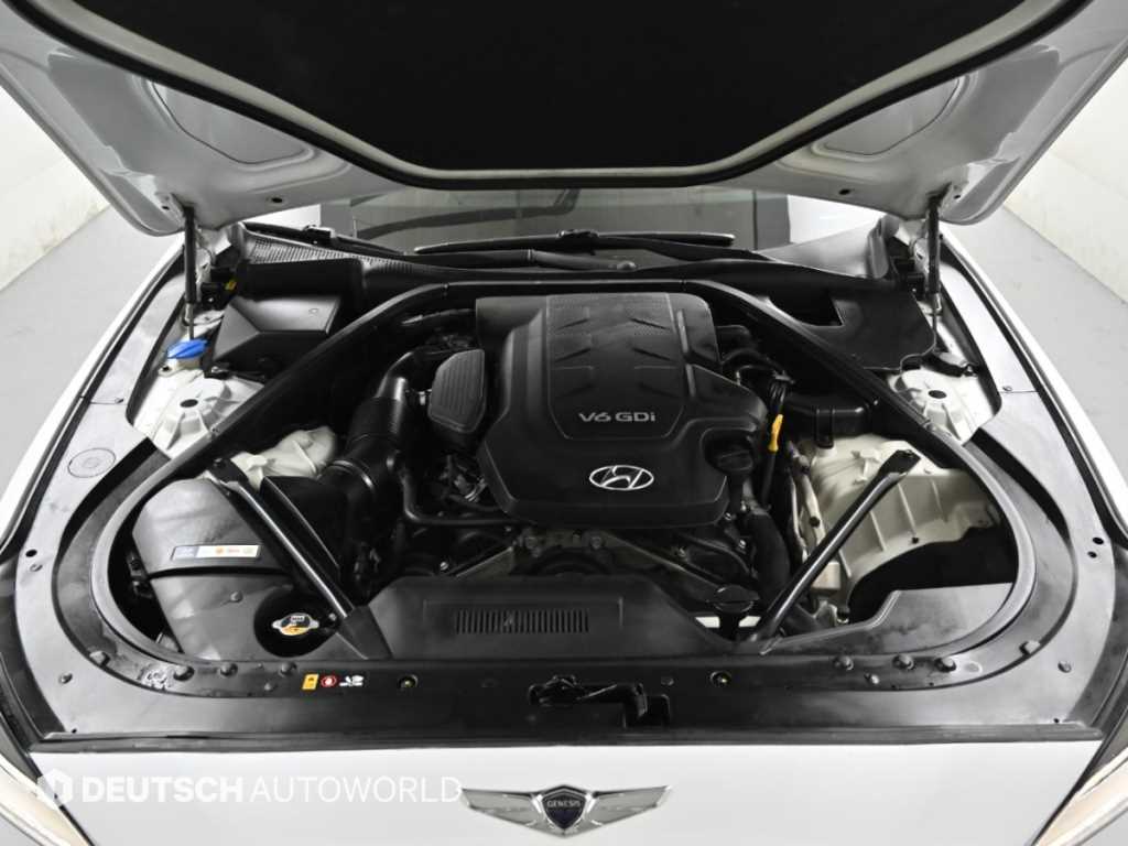 Hyundai Genesis — photo 06