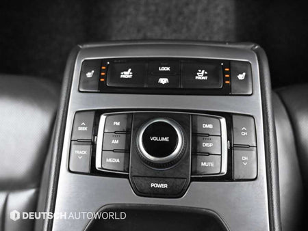 Hyundai Genesis — photo 16
