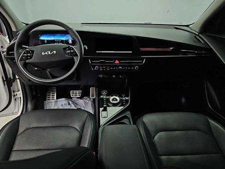 Kia Niro — photo 07