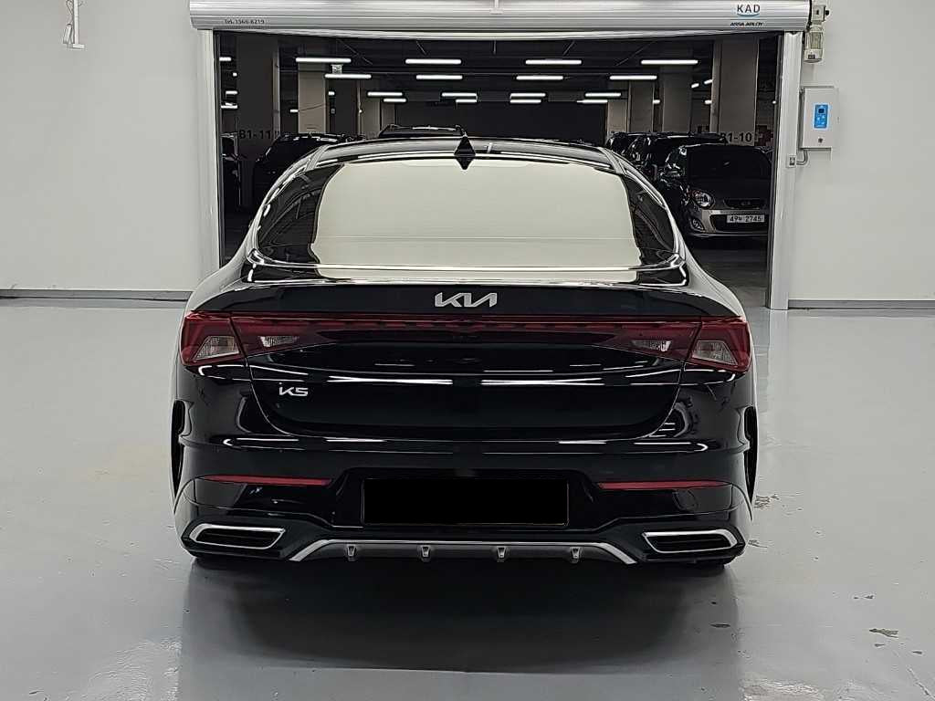 Kia K5 — photo 03
