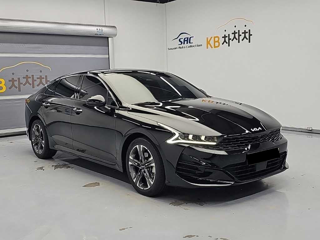 Kia K5 — photo 04
