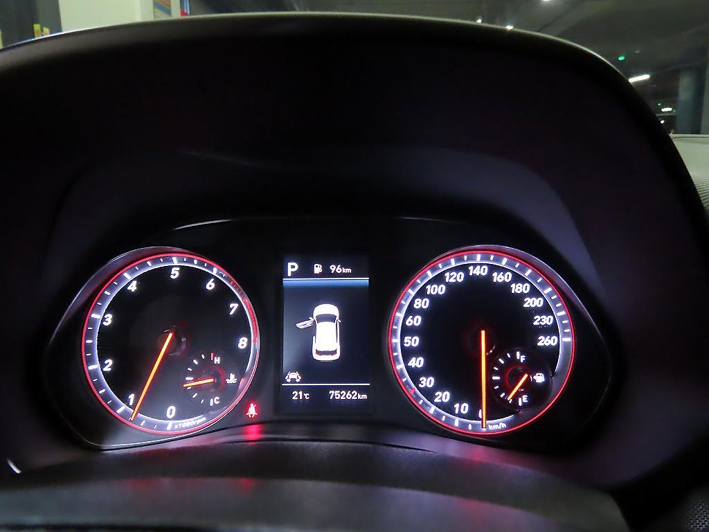 Hyundai Veloster — photo 09