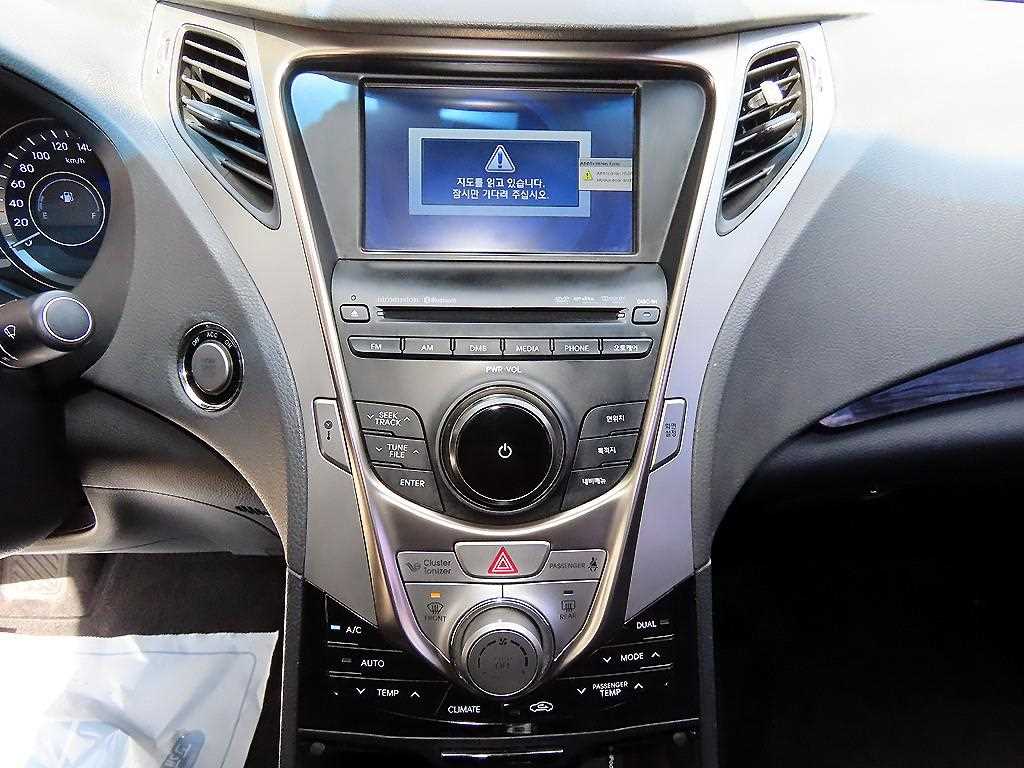 Hyundai Grandeur — photo 13