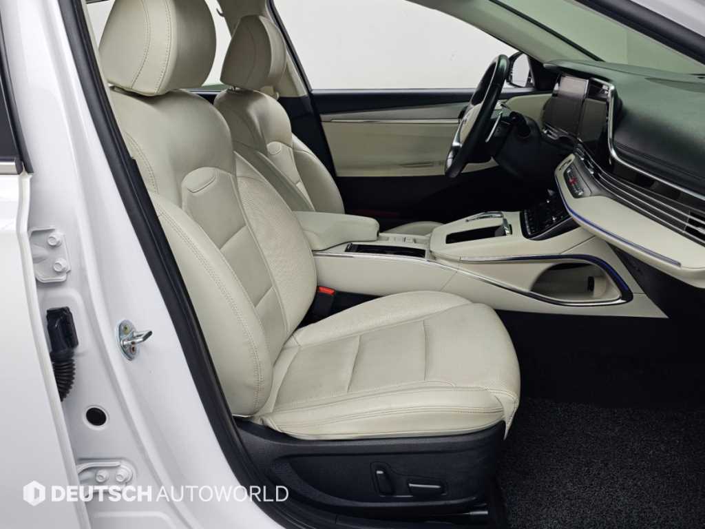 Hyundai Grandeur — photo 10