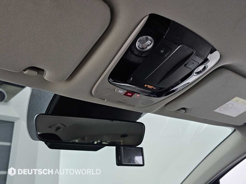 Kia K5 — photo 18