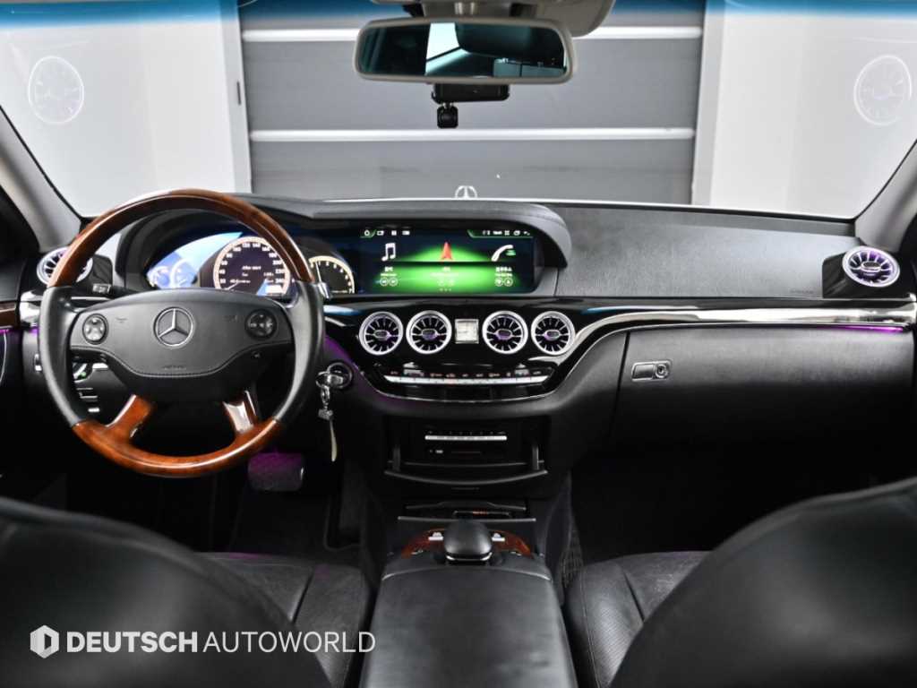 Mercedes-Benz S-Class — photo 07