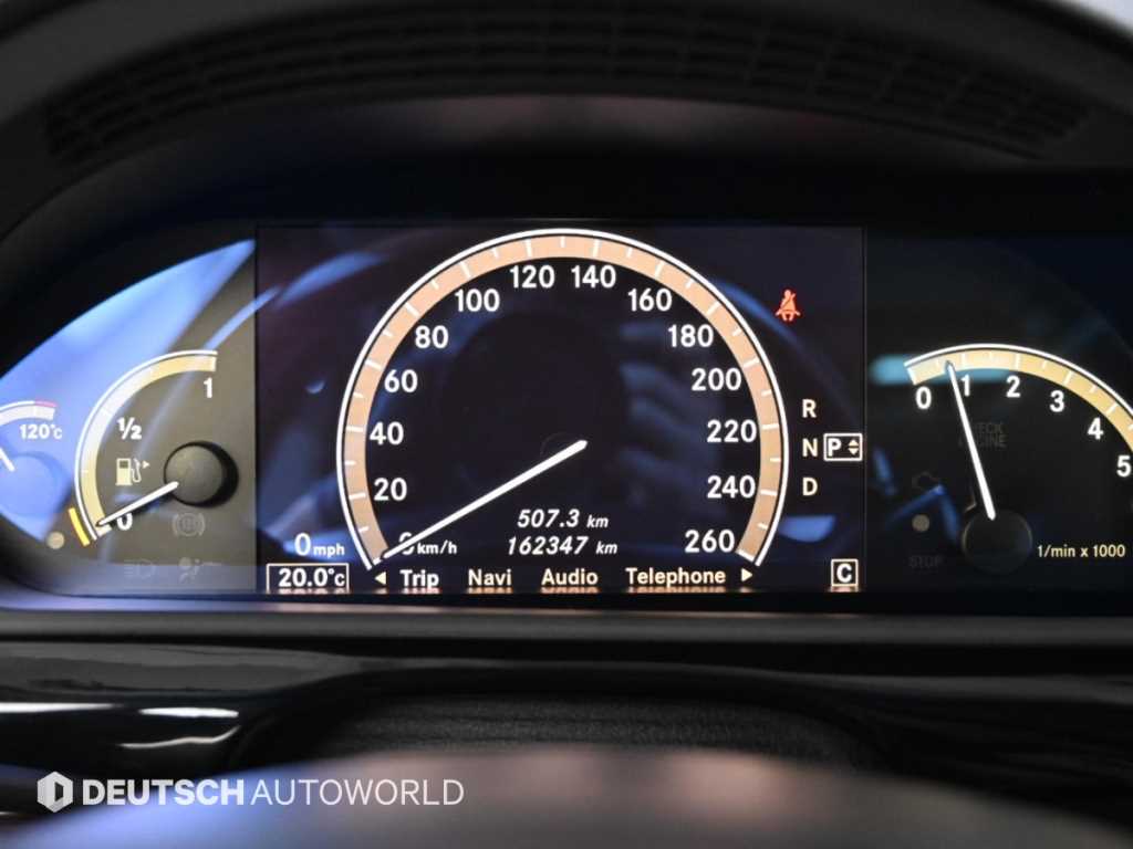 Mercedes-Benz S-Class — photo 08