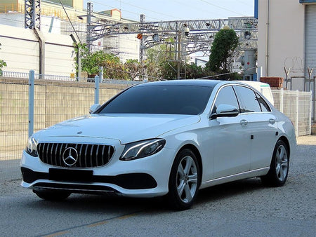 Mercedes-Benz E-Class — photo 02