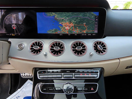 Mercedes-Benz E-Class — photo 14