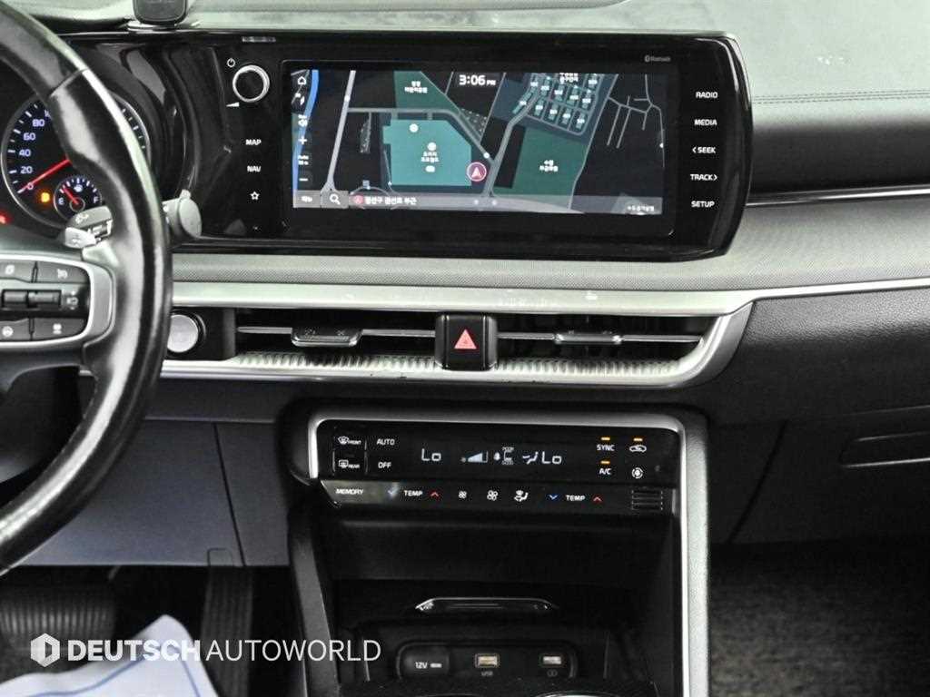 Kia K5 — photo 14