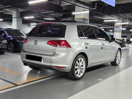 Volkswagen Golf — photo 03