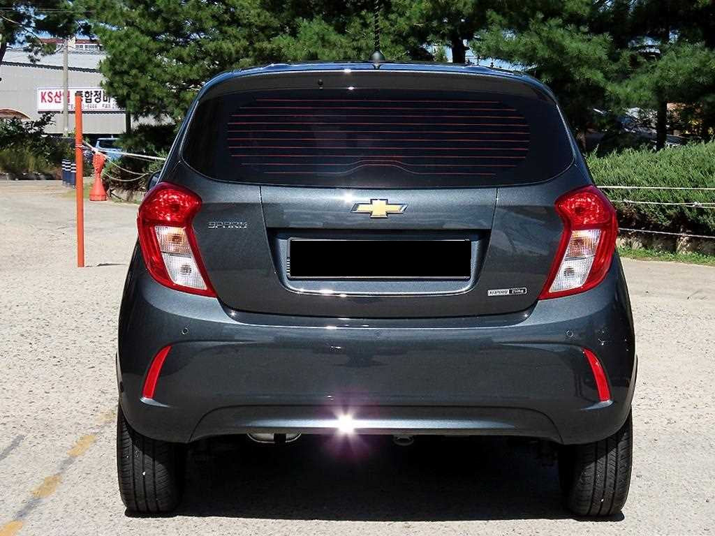 CHEVROLET Spark — photo 04