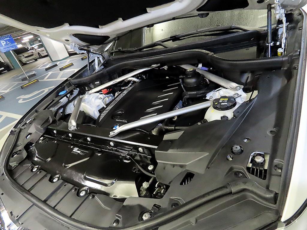 BMW X5 — photo 19