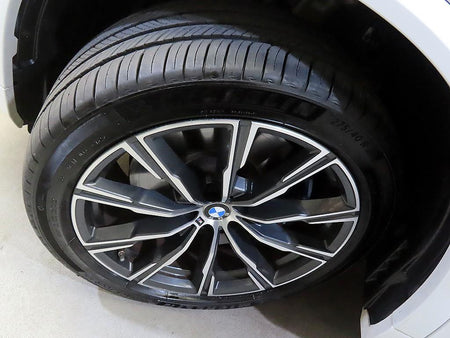 BMW X5 — photo 20