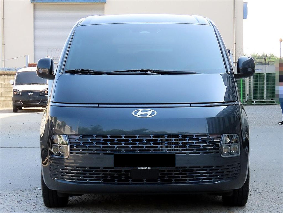 Hyundai Staria — photo 01