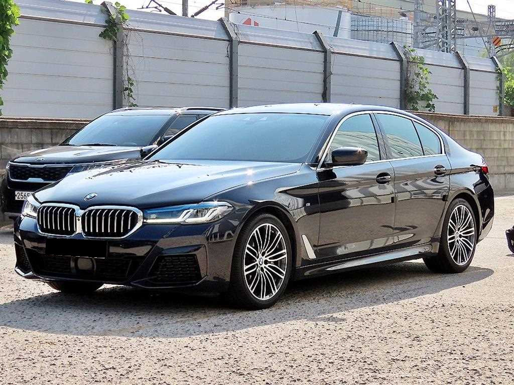 BMW 5-Series — photo 02