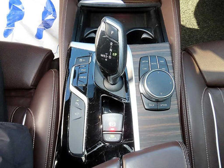 BMW 5-Series — photo 11