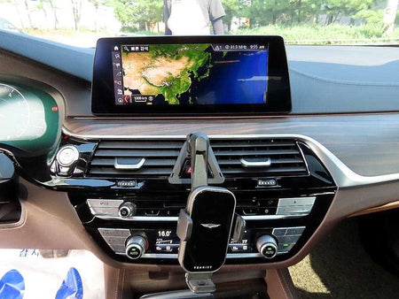 BMW 5-Series — photo 13
