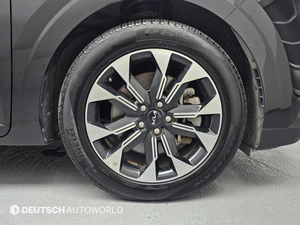 Kia Carnival — photo 05