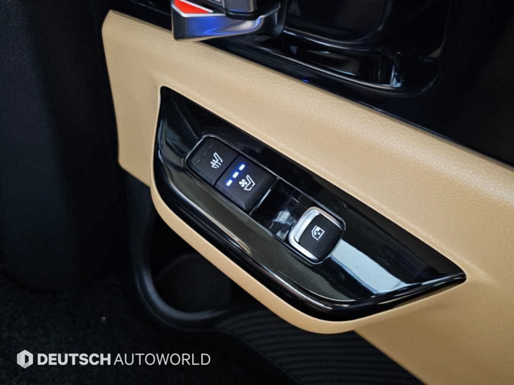 Kia Carnival — photo 16