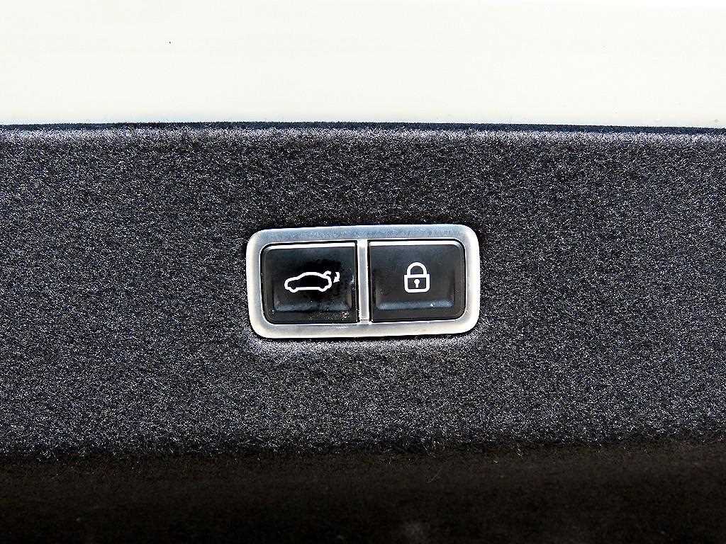 Hyundai Ioniq6 — photo 18