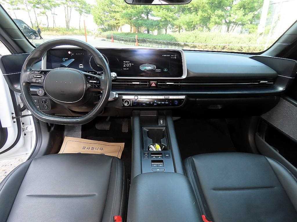 Hyundai Ioniq6 — photo 07