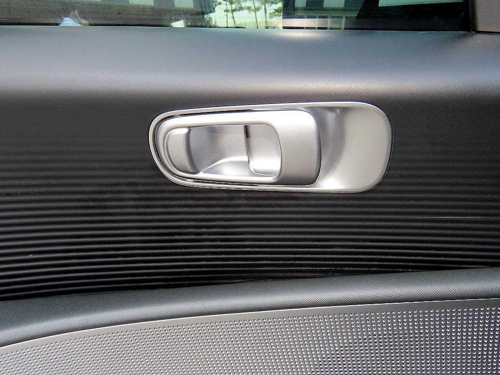 Hyundai Ioniq6 — photo 11