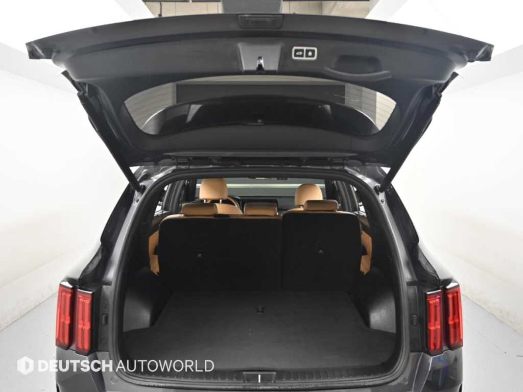 Kia Sorento — photo 19
