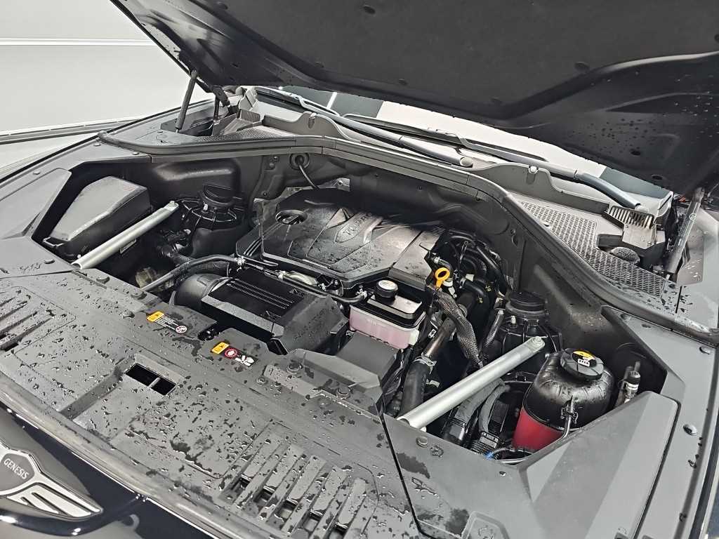 Genesis GV80 — photo 05