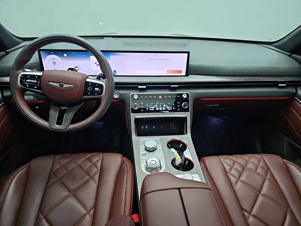 Genesis GV80 — photo 07