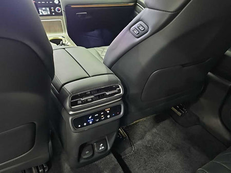 Genesis GV80 — photo 14