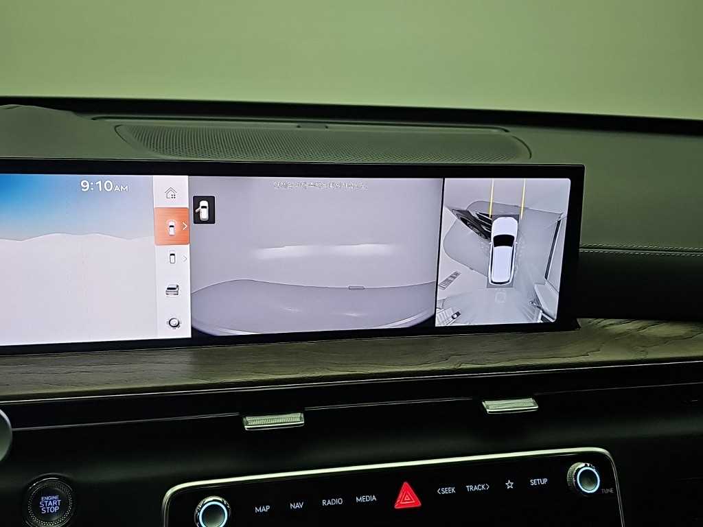 Genesis GV80 — photo 16