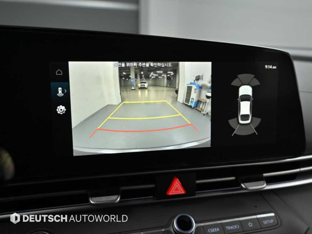 Hyundai Avante — photo 15