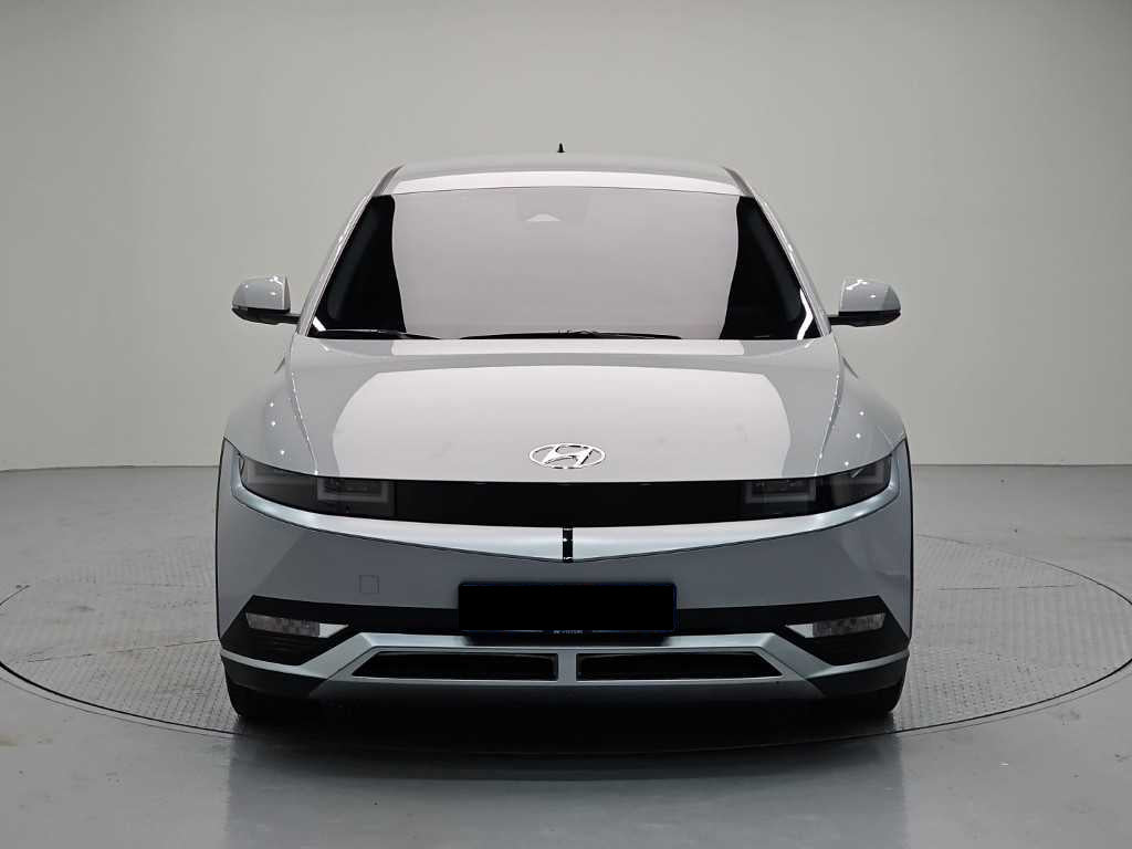 Hyundai Ioniq5 — photo 02