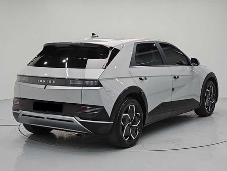 Hyundai Ioniq5 — photo 04