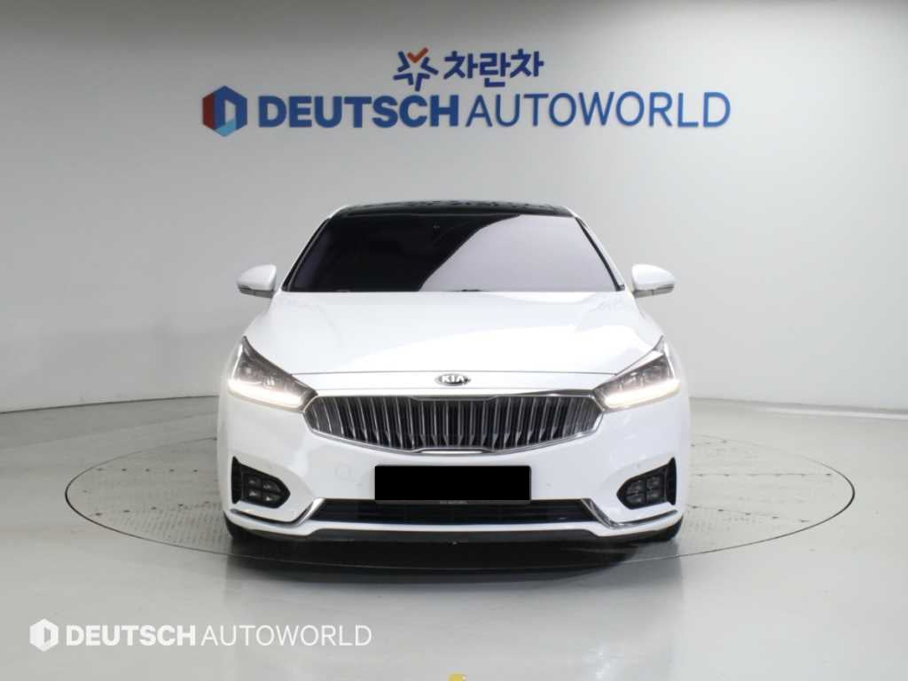 Kia K7 — photo 03