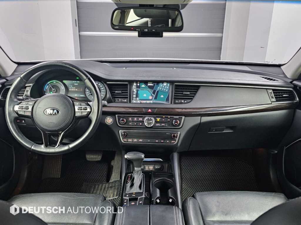 Kia K7 — photo 07
